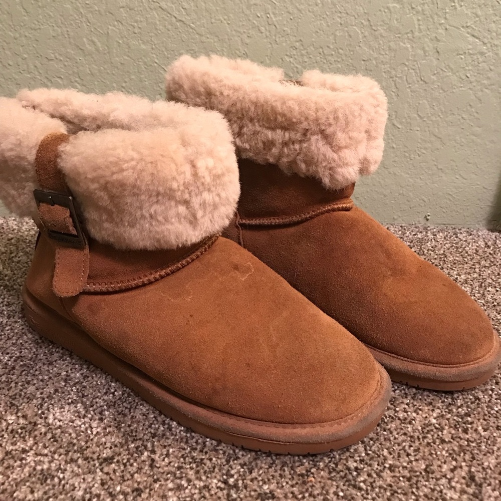 Mini boots